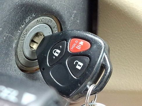 Used 2012 Toyota RAV4 4WD w/ Value Pkg image 22