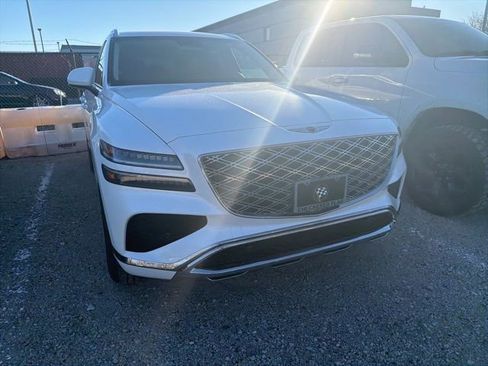 Used 2025 Genesis GV80 2.5T Standard image 2