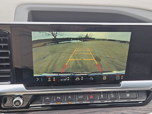 New 2026 GMC Sierra 1500 SLT AWD/4WD image 13