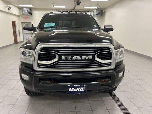 Used 2017 RAM 3500 Laramie Longhorn AWD/4WD image 3