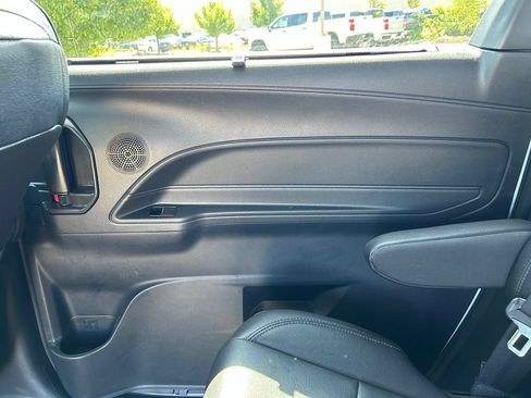 Used 2026 Toyota Sienna XSE FWD image 30