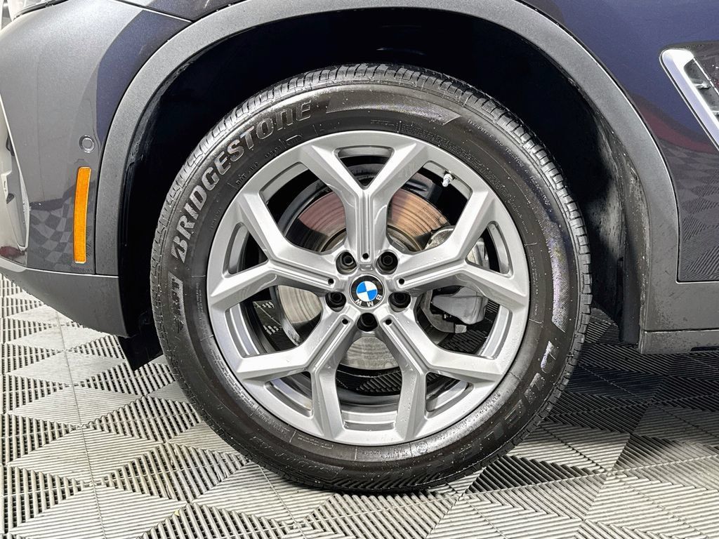 Used 2024 BMW X3 xDrive30i w/ Premium Package AWD/4WD image 32