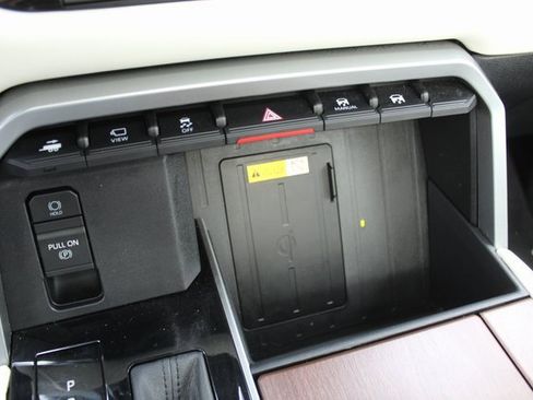 Used 2022 Toyota Tundra Capstone image 41