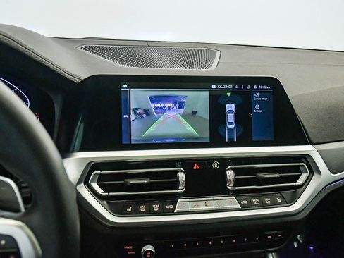 Certified 2022 BMW 330i Sedan w/ M Sport Package image 20