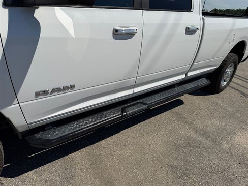 Used 2019 RAM 2500 Big Horn AWD/4WD image 12
