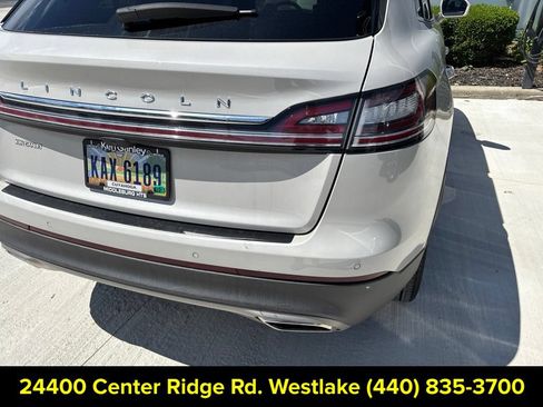 Used 2023 Lincoln Nautilus Reserve AWD/4WD image 9