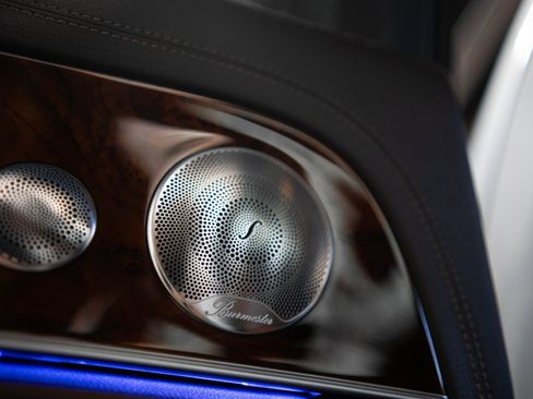 Used 2017 Mercedes-Benz E 300 image 44