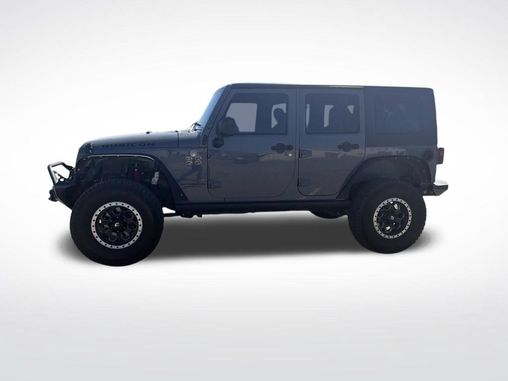 Used 2014 Jeep Wrangler Unlimited Rubicon w/ Connectivity Group AWD/4WD image 2