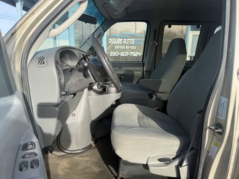 Used 2008 Ford E-350 and Econoline 350 XL image 11
