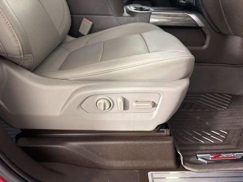 Used 2021 Chevrolet Silverado 1500 LTZ w/ Z71 Off-Road Package image 16