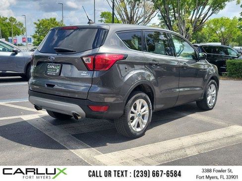 Used 2019 Ford Escape SE AWD/4WD image 6
