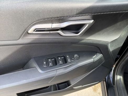 Used 2023 Kia Sportage LX AWD/4WD image 15