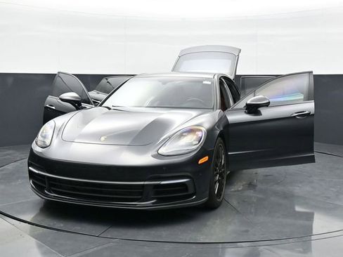 Used 2020 Porsche Panamera 4 AWD/4WD image 42
