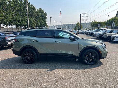 Certified 2025 Kia Sportage X-Line w/ Premium Package AWD/4WD image 8