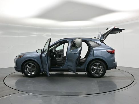 Certified 2023 Ford Escape ST-Line w/ Tech Pack #1 image 37
