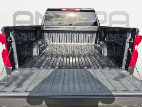 Used 2022 Chevrolet Silverado 1500 Custom w/ Safety Confidence Package image 12