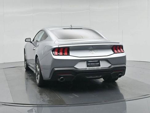 Used 2024 Ford Mustang Premium image 30