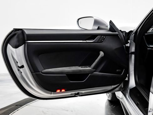 Used 2024 Porsche 911 Carrera GTS image 84