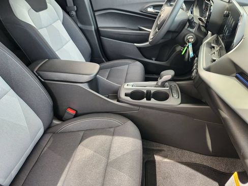 New 2026 Chevrolet Trax LS w/ Driver Confidence Package FWD image 10
