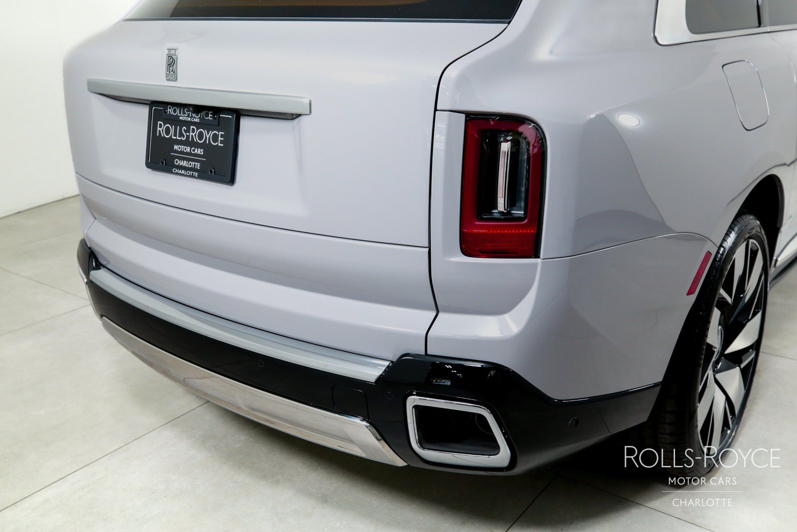 Used 2026 Rolls-Royce Cullinan AWD/4WD image 47