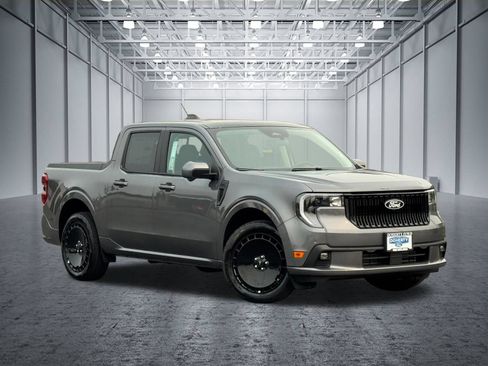 Used 2025 Ford Maverick Lobo AWD/4WD image 4