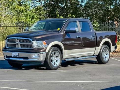 Used 2011 RAM 1500 Laramie AWD/4WD image 7