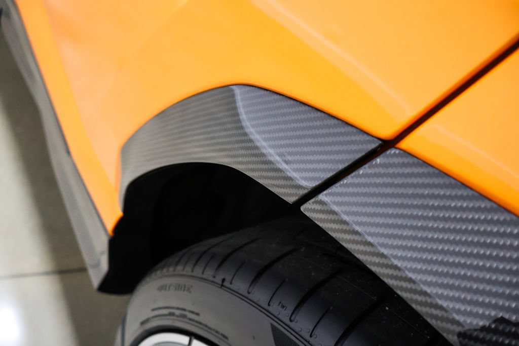 Used 2021 Lamborghini Urus AWD/4WD image 95