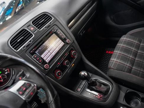 Used 2011 Volkswagen GTI 4-Door FWD image 6