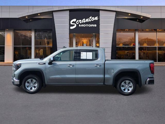 Used 2025 GMC Sierra 1500 SLE w/ Preferred Package AWD/4WD image 2