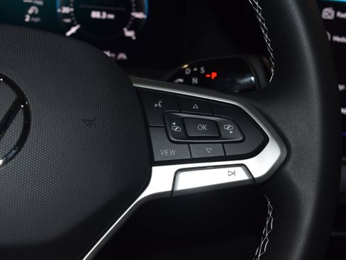 New 2026 Volkswagen Tiguan SE AWD/4WD image 8