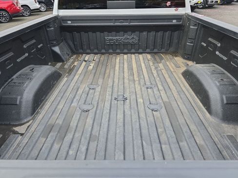 Used 2020 Chevrolet Silverado 2500 High Country image 33