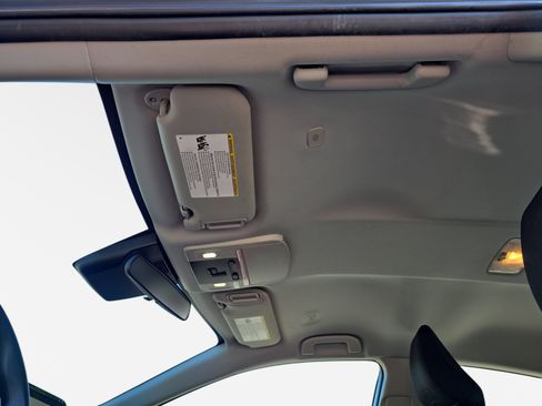 Used 2025 Toyota Camry LE FWD image 27