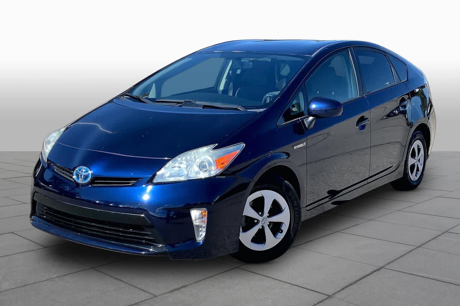 Used 2014 Toyota Prius Three FWD image 1