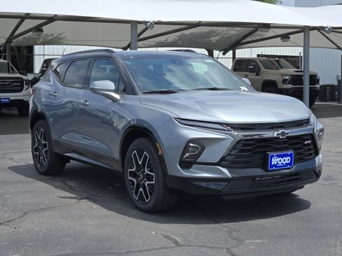 New 2026 Chevrolet Blazer RS w/ Driver Confidence II Package FWD image 2