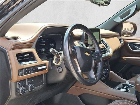Used 2022 Chevrolet Tahoe High Country AWD/4WD image 10