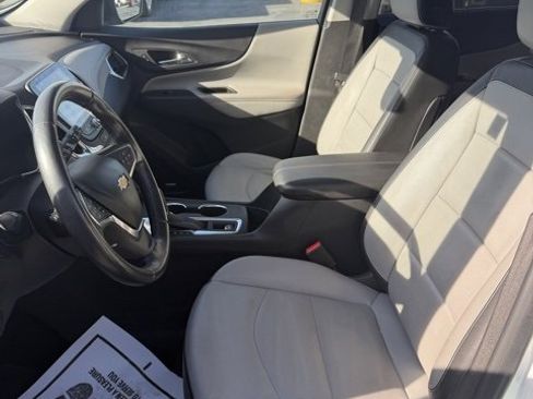 Used 2021 Chevrolet Equinox Premier image 10