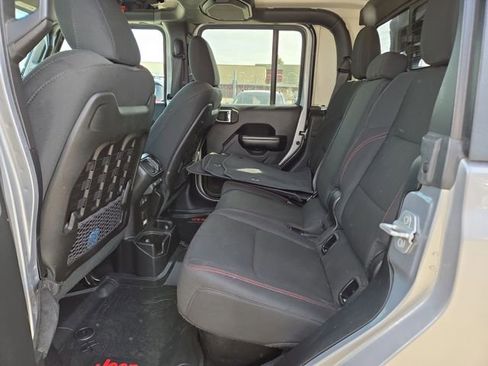 Used 2020 Jeep Gladiator Rubicon image 27