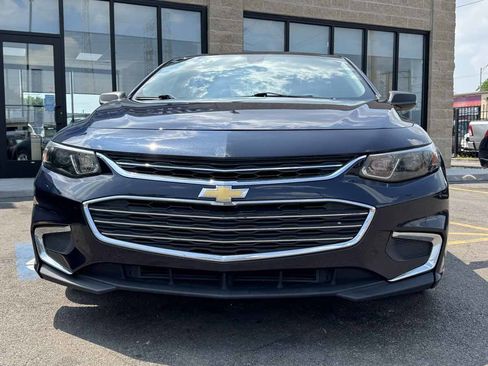 Used 2018 Chevrolet Malibu LS image 2