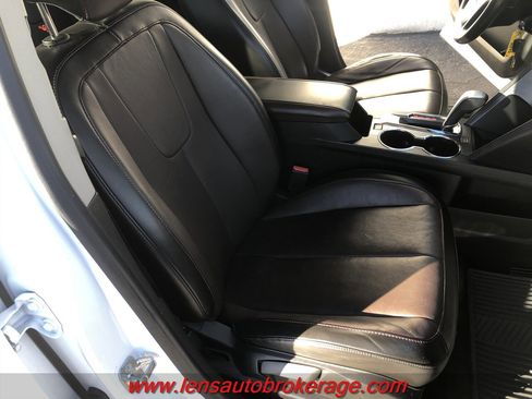 Used 2015 GMC Terrain SLT image 23