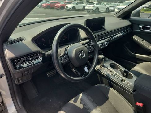 Used 2023 Honda Civic Sport image 18
