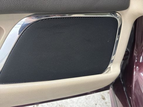Used 2017 Lincoln Continental Select FWD image 38