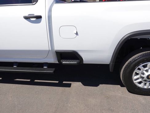 Used 2025 Chevrolet Silverado 2500 W/T AWD/4WD image 26