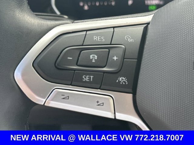 Certified 2024 Volkswagen Jetta SE w/ Panoramic Sunroof Package FWD image 23