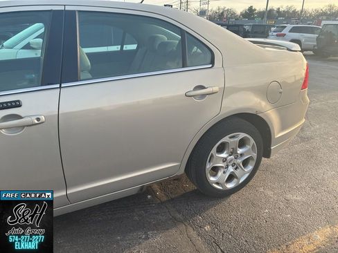 Used 2010 Ford Fusion SE image 8
