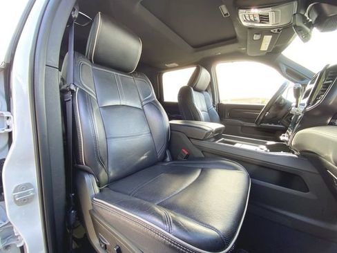 Used 2024 RAM 2500 Limited AWD/4WD image 29