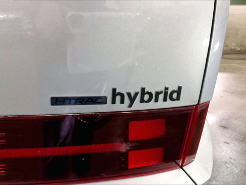 Used 2025 Hyundai Santa Fe Calligraphy AWD/4WD image 10