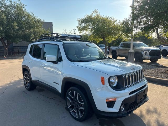 Used 2020 Jeep Renegade Latitude w/ UConnect 8.4 Nav Group FWD image 3