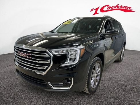 Certified 2023 GMC Terrain SLT w/ LPO, Floor Liner Package image 37