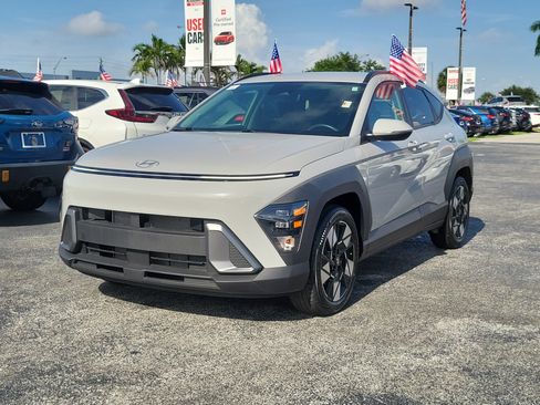 Used 2024 Hyundai Kona SEL FWD image 5