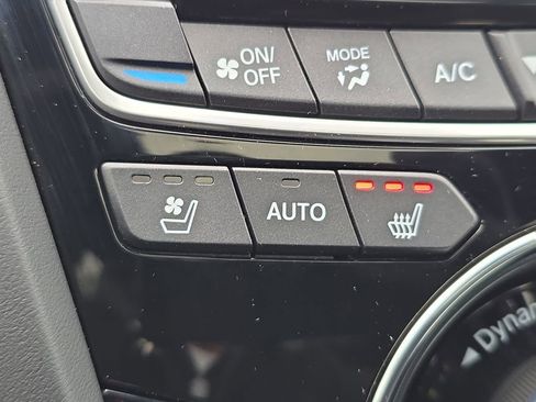 Used 2025 Acura RDX A-Spec image 18